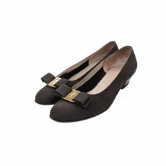 新品✨サルバトーレフェラガモ パンプス 6 ヴァラリボン 型押し クロコダイル サルヴァトーレフェラガモ(Salvatore Ferragamo)サルヴァトーレ