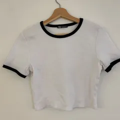 M0134 【送料無料】 ZARA  ザラ ショート丈 Tシャツ　ホワイト　Lサイズ　春夏