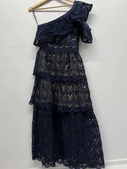 新品未使用タグ付き✨セルフポートレート ロングワンピース ドレス プリーツ 黒 Self-portrait ブラックフラワープリーツロング | 結婚式
