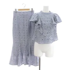 2024年最新】floral lace ruffled topの人気アイテム - メルカリ