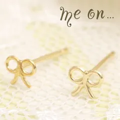 me on ピアス レディース K10イエローゴールド 細いラインがスマートなリボンモチーフ 小さい ミニ 可愛い オシャレ メール便 送料無料 プレゼント 春夏秋冬 大人気
