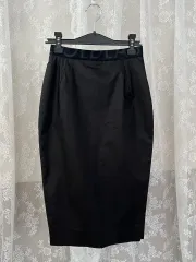 2025年最新】ヴィヴィアンウエストウッド レディース ひざ丈スカートの  