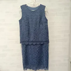 [UNIQLO] ユニクロ 総レース花柄セットアップ レディース ノースリーブトップスサイズS タイトスカートサイズM 古着 パーティー ネイビー（い-25，キ）