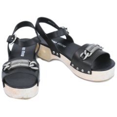 本物 ミュウミュウ MIU MIU ロゴプレート 厚底 サンダル 36 レザー ブラック シルバー レディース 靴 シューズ 中古 【フォロー割】