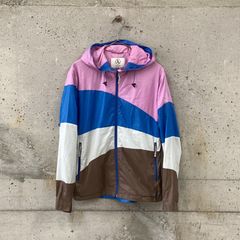 エーグルAIGLEカラフル配色ナイロンブルゾン