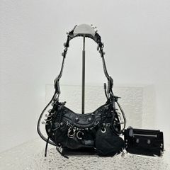 Balenciaga  LE CAGOLE XS ショルダーバッグ　ピアス付き