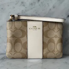 美品  未使用  COACH コーチ ポーチ アクセサリーポーチ ベージュ シグネチャー 小物入れ