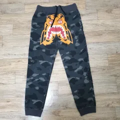 2025年最新】a bathing ape スウェットパンツの人気アイテム - メルカリ