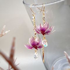 一輪花 -蓮- 瑠璃色 ピアス/イヤリング  ディップアート アメリカンフラワー ワイヤー 結婚式 ブライダル ウェディング 成人式 入学式 花 ワイヤー アシンメトリー おしゃれ 可愛い デート