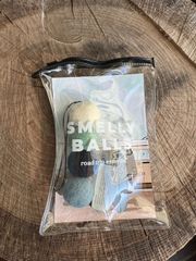 オーストラリアでサーファーに人気のエアフレッシュナー　Smelly Balls Set　Cove　ココナッツ アンド ライム　　補充ボトル付