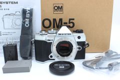 390ショット！OM SYSTEM/オリンパス OM-5 ボディー シルバー