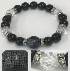 時限値下げ中◾️在庫処分超特価◾️《７０％OFF》般若心経オニキスカット水晶ブレスレット １本 ●2370017Ans