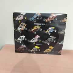 Item thumbnail for item 211625ca-b043-48fe-a730-2ef3c56ffde6