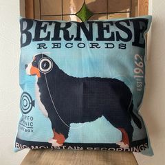 リネンクッションカバー・Records・バーニーズマウンテンドッグ　45x45cm　カバーのみ