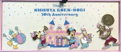 ディズニーストア ディズニーストア 30周年 ピンバッジセット SHIBUYA KOEN-DORI 30th Anniversary マーチング(ピンク)