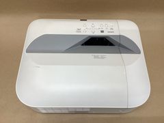ランプ使用1641時間 CASIO 超短焦点プロジェクター XJ-UT351W 3500ルーメン D-SUB HDMIケーブル リモコン