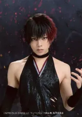 【中古】生写真(男性) 石川凌雅(肥前忠広)/キャラクターショット/Blu-ray・DVD「ミュージカル「刀剣乱舞」 ～江水散花雪～」silkroad store特典撮り下ろし写真(ライブver. 第3形態)