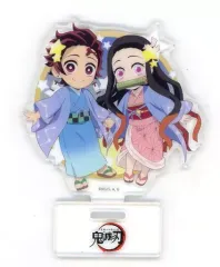 【中古】アクリルスタンド・アクリルパネル 竈門炭治郎＆竈門禰豆子 「鬼滅の刃×ufotable Cafe×マチ★アソビCAFE 12星座イベント2022 ランダムアクリルスタンドA」
