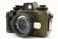 ★実用品★ ニコン Nikon Nikon NIKONOS-V + NIKKOR 35mm F2.5 ニコノス Olive オリーブ 一眼レフフィルムカメラ 水中カメラ #1218A60