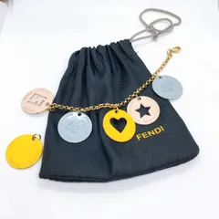 2023年最新】fendi キーホルダーの人気アイテム - メルカリ