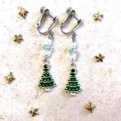 ハンドメイド　イヤリング　176 クリスマス ツリー　サンタコス