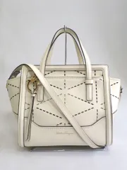 【223526】Salvatore Ferragamo サルヴァトーレフェラガモ  エイミー　2WAYショルダーバッグ　ハンドバッグ　パンチングレザー