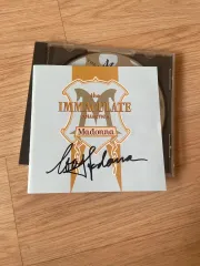 セール中…マドンナ直筆サイン入り超大型写真…Madonn⑥… 61QMct22b0L._AC_UF350,