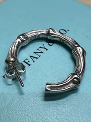 ティファニー ジグザグ フープピアス 片耳 TIFFANY&Co. ジグザグ フープ ピアス 片耳用– TS Trading Co., Ltd.