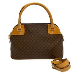 極 美品 保存袋付き CELINE セリーヌ マカダム トリオンフ 柄 ロゴ レザー 2way ハンドバッグ ショルダーバッグ ブラウン 26639