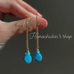 限定価格❗️【天然石】 揺れるゴールドチェーンのターコイズドロップピアス　ビジュー　しずく型　＊汗水に強いステンレスピアス＊