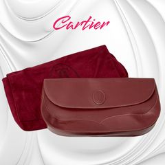 【美品】【希少品】カルティエ クラッチバッグ 半月型 ボルドー 保存袋付きのサムネイル
