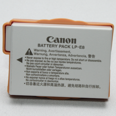 ⭐️旅行やイベントに予備として大変便利⭐️❤️純正品 Canon キャノン  バッテリーパック LP-E8❤️