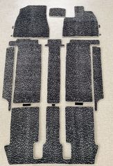 【お値下げいたしました】トヨタ　ノア/ヴォクシー/エスクァイア  80系フロアマットセット（3列シート用　ホワイト×ブラック　ヒョウ柄)