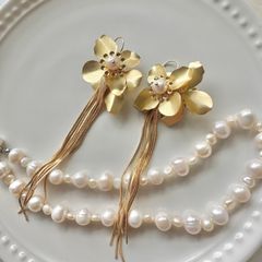 淡水パール♡ゴールドフラワータッセルピアス　#10