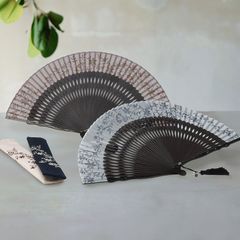扇子 レディース 女性用 扇子袋付き ロマネスク ケース付き 名入れ不可 丈夫 竹 女性プレゼント 和風 夏 浴衣 母の日 敬老の日 内祝 .扇子.