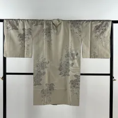 【美品】 道中着 身丈103.5cm 裄丈66cm M 和装コート さがり花 草花 縦縞 ベージュ 正絹 名品 【中古】