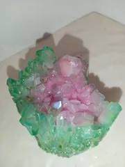 水晶クラスター原石（染色）