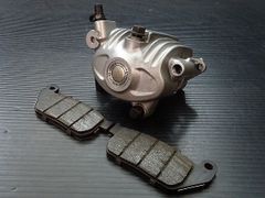 ハーレーダビットソン スポーツスター 純正フロントブレーキキャリパー
