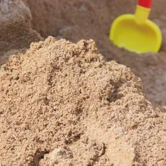 新品 砂場の砂 4.5kg 安心の日本産 わんぱくどろんこ遊び砂 砂遊び 砂場用 元気な子供はお外が大好き わんぱく専用 SUNA-45