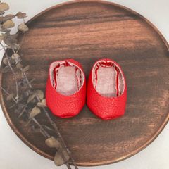 メルちゃんサイズの靴　合皮　赤色