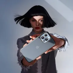 ORANGA iPhone 13 Pro 用 ケース 半透明 6.1インチ 米軍MIL規格取得 超耐衝撃性 マットな手触り ハイブリッドケース 黄ばみなし レンズ保護 指紋防止 ストラップホール付き 2021年新型 アイフォン１３Pro 用カバー ブラック