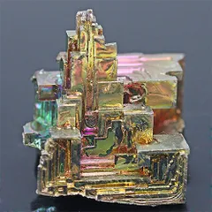 た*K様 神秘的な美しさを持つビスマス結晶 ケース付き【682g】