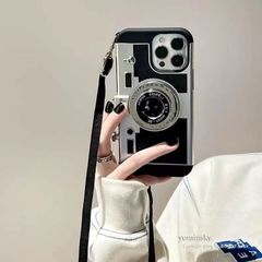 【iPhone 全機種対応】レトロカメラ型スマホケース ユニークデザイン 可愛い 保護カバー 新旧問わず