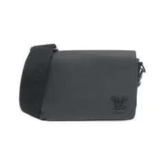 ルイヴィトン アエログラム テイクオフ メッセンジャー M24769 LOUIS VUITTON テイクオフ・メッセンジャー PM / M24769 (Louis
