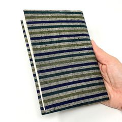 着物リメイク 布ブックカバー つむぐ工房 遠州綿紬 草木/山路 文庫本サイズ リバーシブル ハンドメイド B159