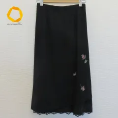 2024年最新】花刺繍スカートの人気アイテム - メルカリ