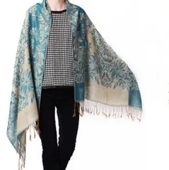 大判 ストール ジャガード織 タッセル ブドウの花柄 秋 レディース 水色 ライトブルー 夏 春 通年 ナチュラル ボタニカル 可愛い かわいい ラスト1点！ 190㎝×70㎝ 軽量 軽い 扱いやすい ロング 長め 女性 膝掛け 日除けプレゼント ギフト 新品