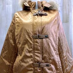 【希少✨】【残り1着】【極美品✨】富和 華やか✨ 高級感溢れるラクーンファーハーフコート M ゴールドベージュ エレガント 秋服 冬服