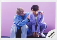 【中古】生写真(ジャニーズ) Snow Man/向井康二・佐久間大介/横型・全身/シングル「KISSIN’ MY LIPS/Stories」MV/公式生写真