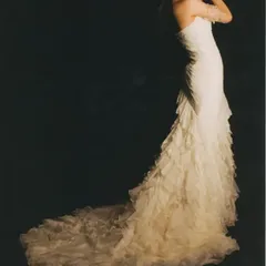 花嫁 ドレス ウエディングドレス 前撮りドレス ウェディングドレス 二次会ドレスオフショルダー オフショル 前撮り ドレス 花嫁 かわいい 花嫁 二次会ドレス フォトウェディング 可愛い シンプル 後撮り 結婚式 オフホワイト　MM9-1284(11T)